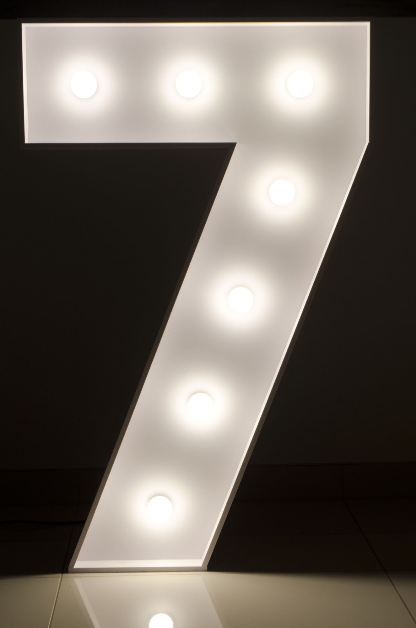 Cyfra 7 (RETRO) żarówki LED