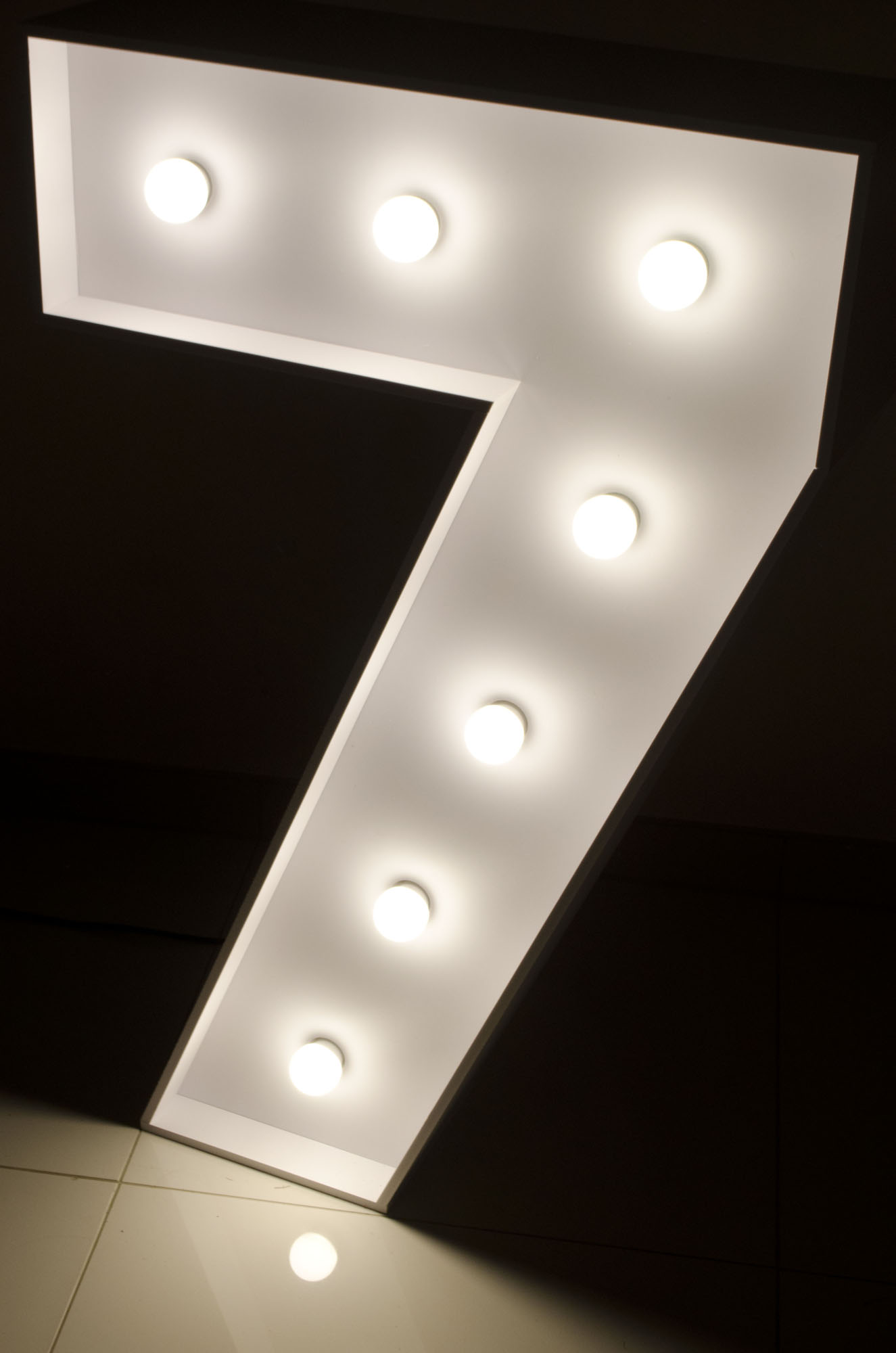 Cyfra 7 (RETRO) żarówki LED