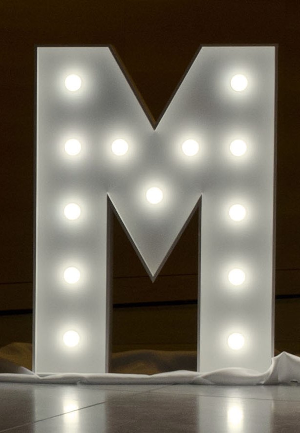 Inicjały Litera M (RETRO) żarówki LED