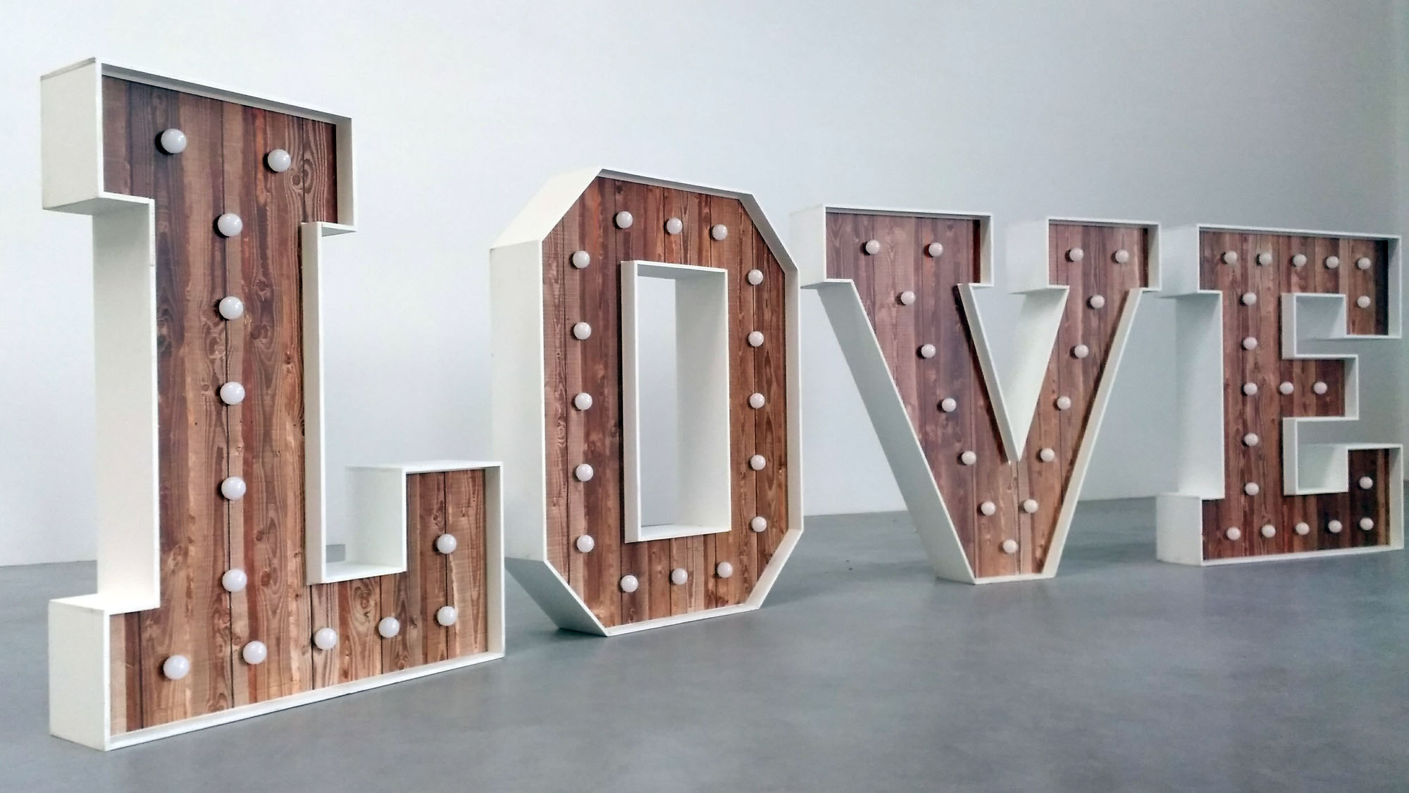 LOVE (RETRO) z frontem drewnianym