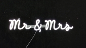 Mr & Mrs, on i ona, amore i inicjały ślubne